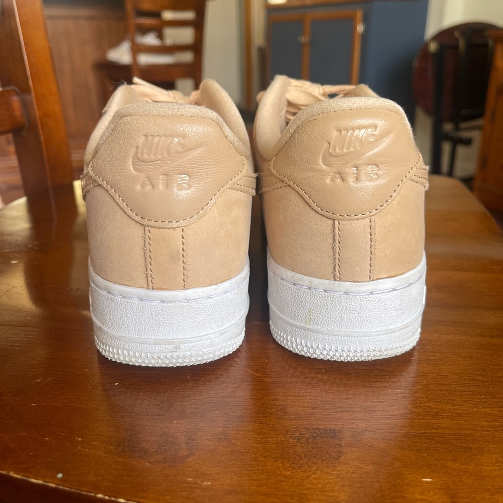 Nike Air Force 1 - Picture 4 of 6